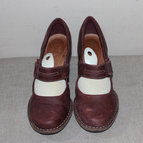 CLARKS LADIES CHUNKY HEELS SHOES - 7 1/2 - BURGANDY - Picture 2 of 7